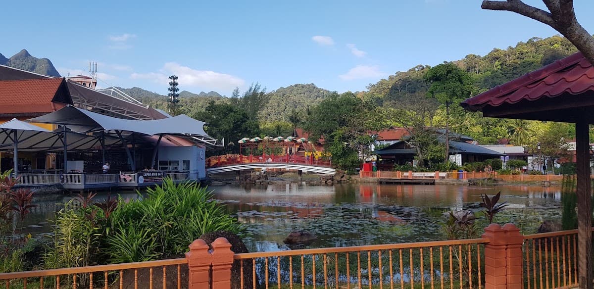 Island trip, three days and two nights with flights