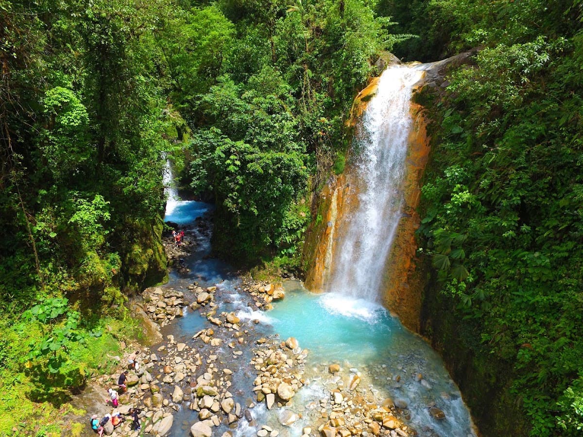 Bajos del Toro waterfalls