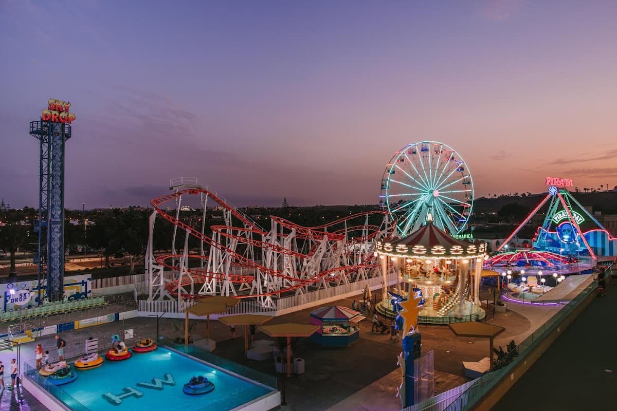 HolidayWorld