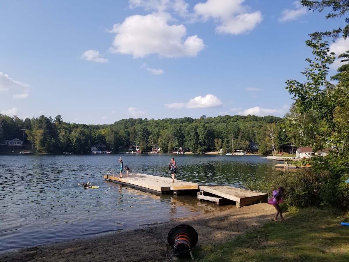 Прогулка на каноэ до Clear Lake Beach
