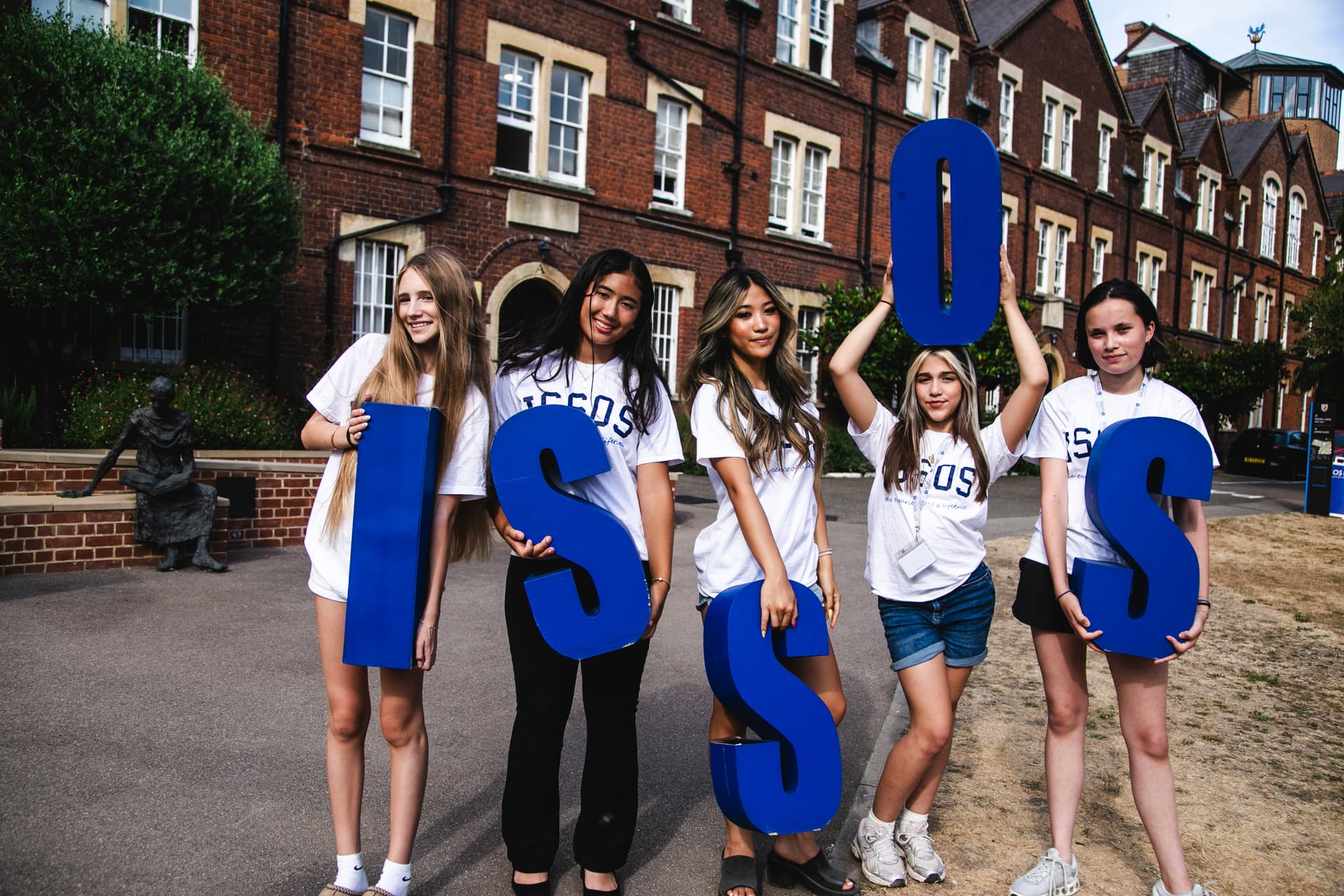 ISSOS International Summer Schools - Cambridge Camp