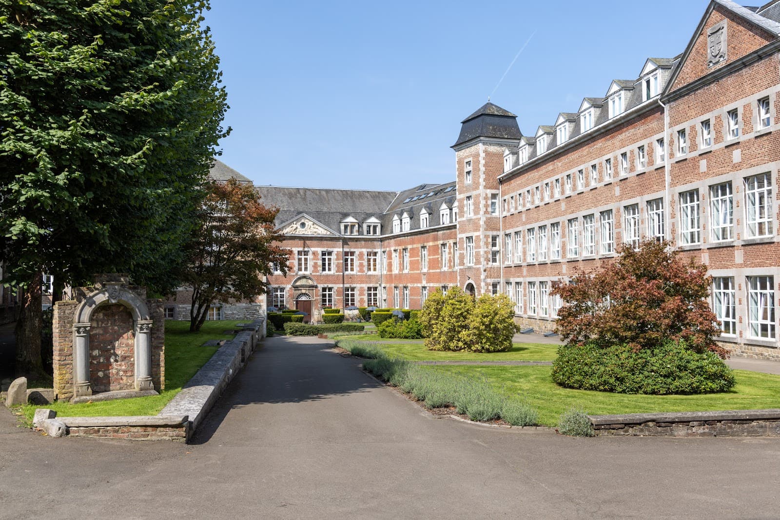 CERAN Juniors Summer Language Camp Ferrieres