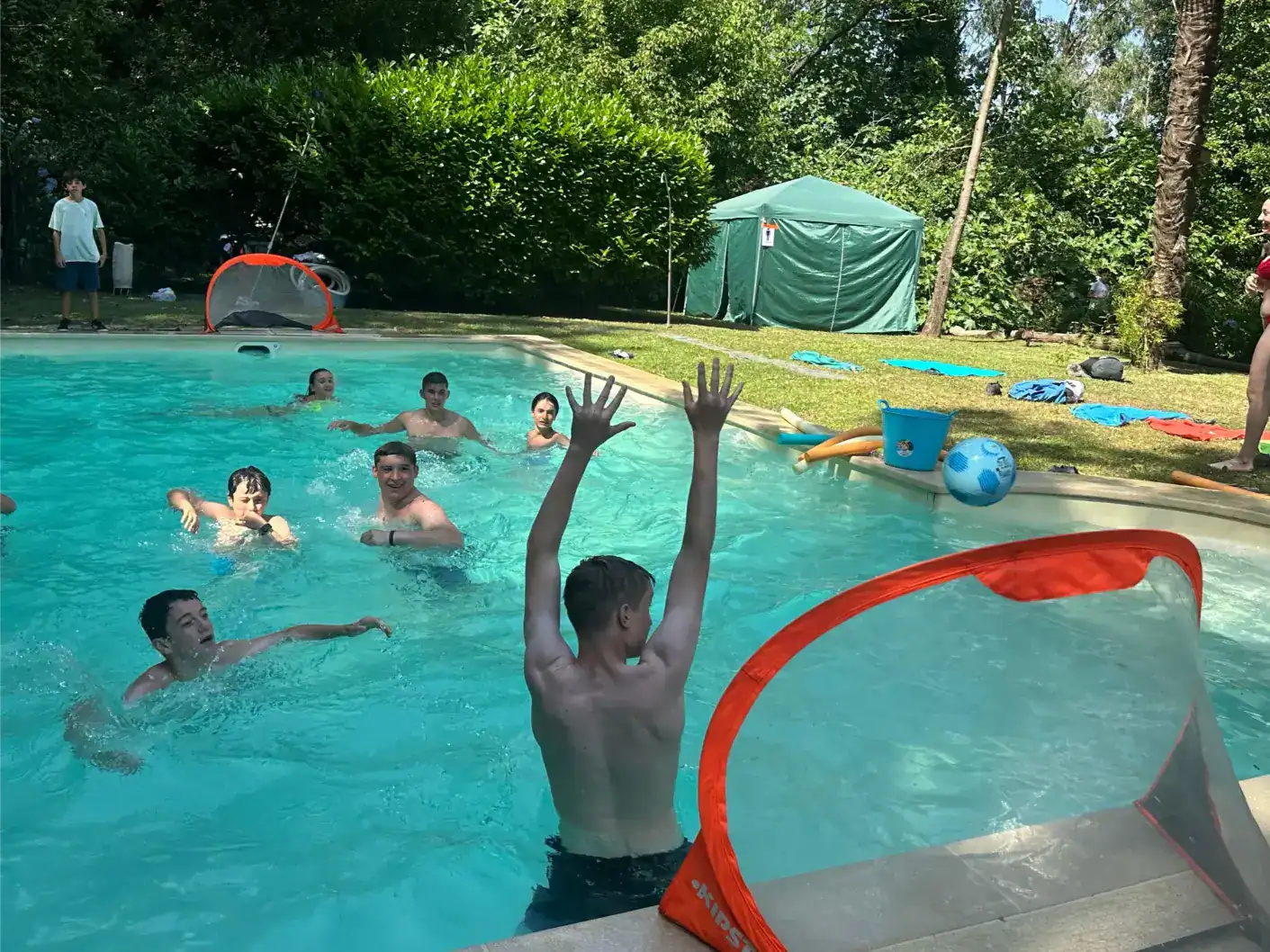 Internationale Sommercamps