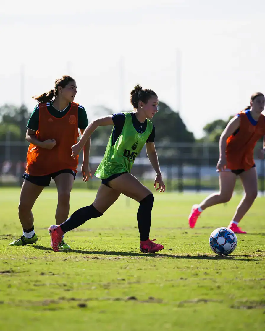 IMG Academy - Soccer Girls Summer Camp Bradenton