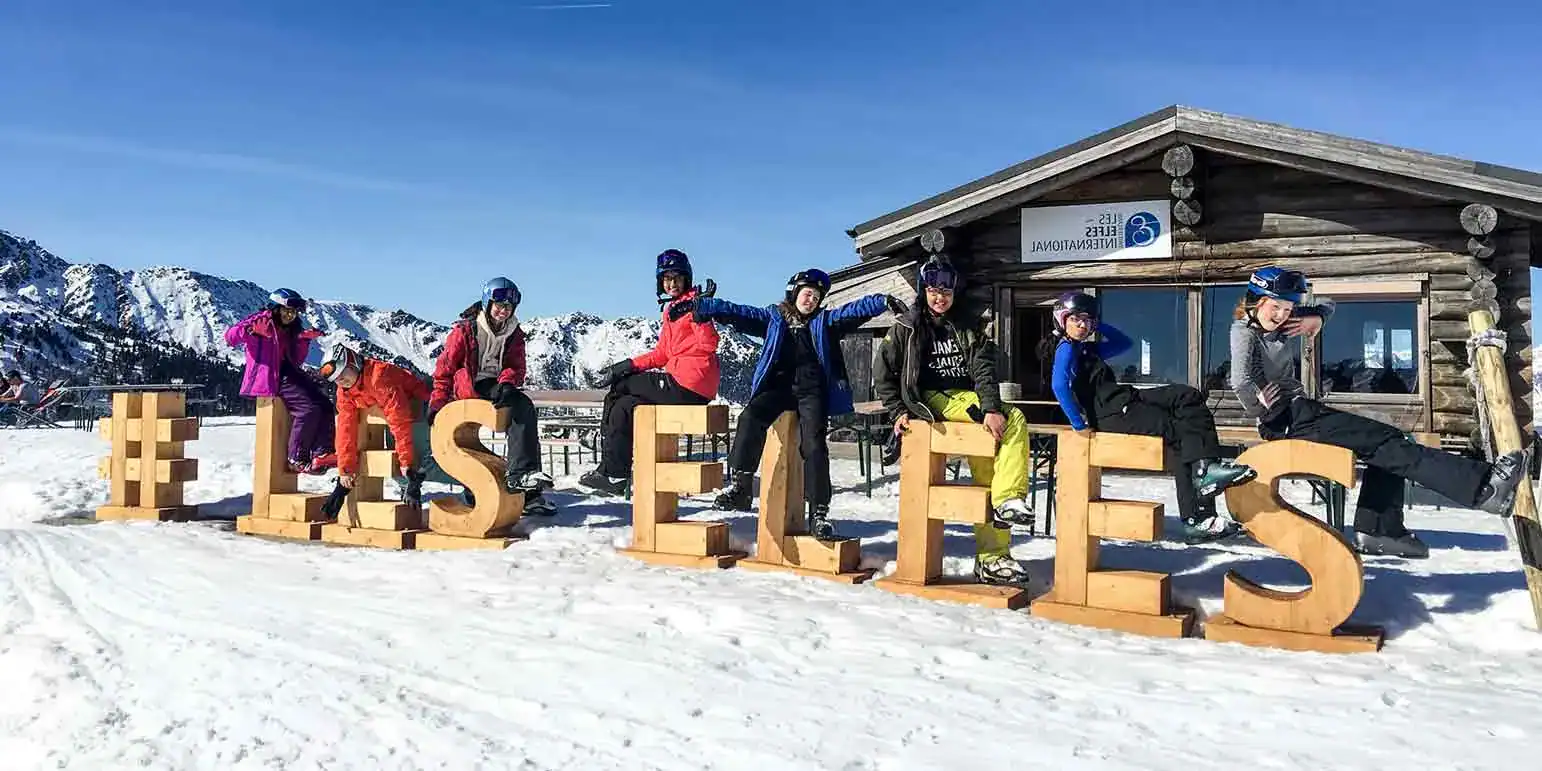 Les Elfes Winter Camp