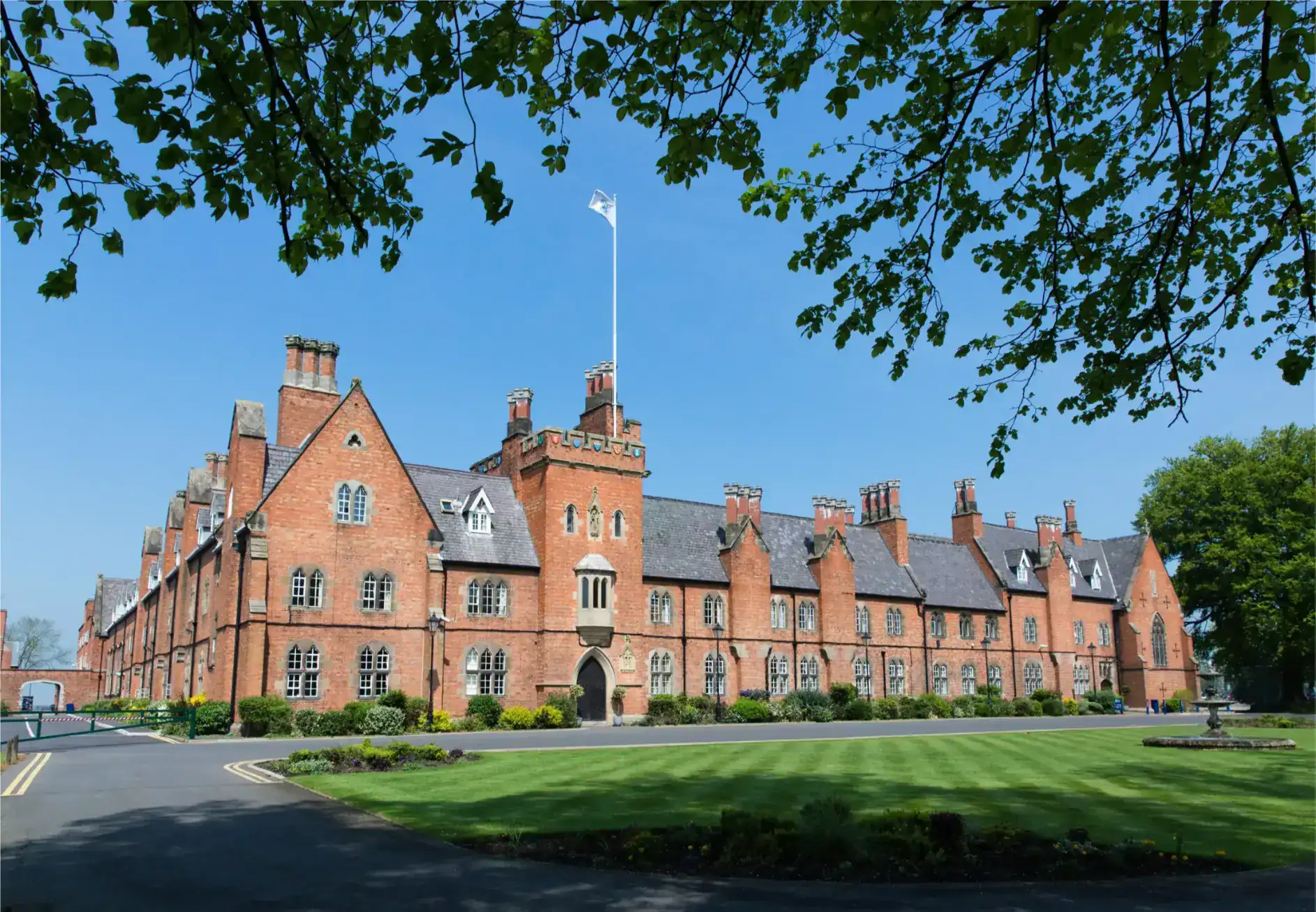 Ratcliffe College International Summer School