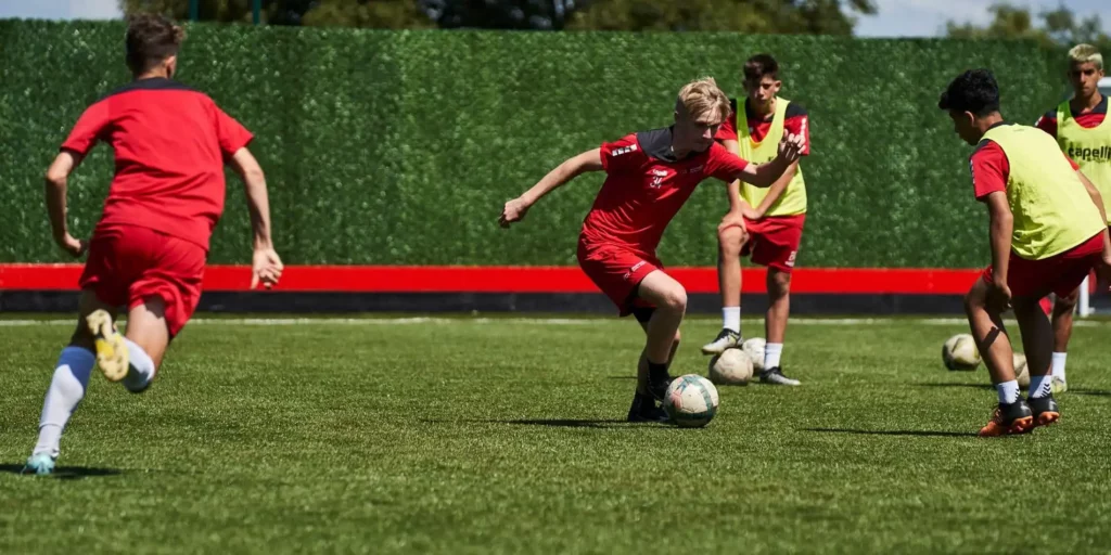 FCV International Football Academy Thringstone - United Kingdom