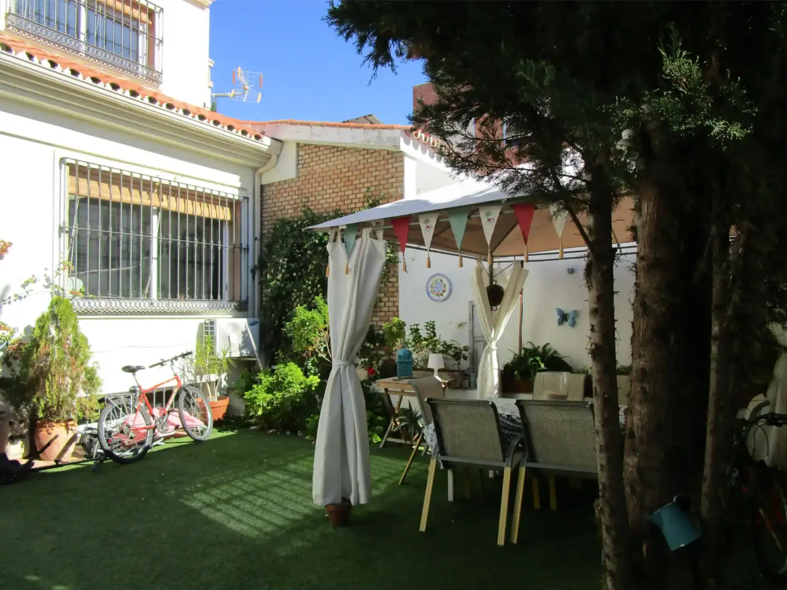 WCGallery Escuala Cervantes Accommodation 2026 5 1536x1152