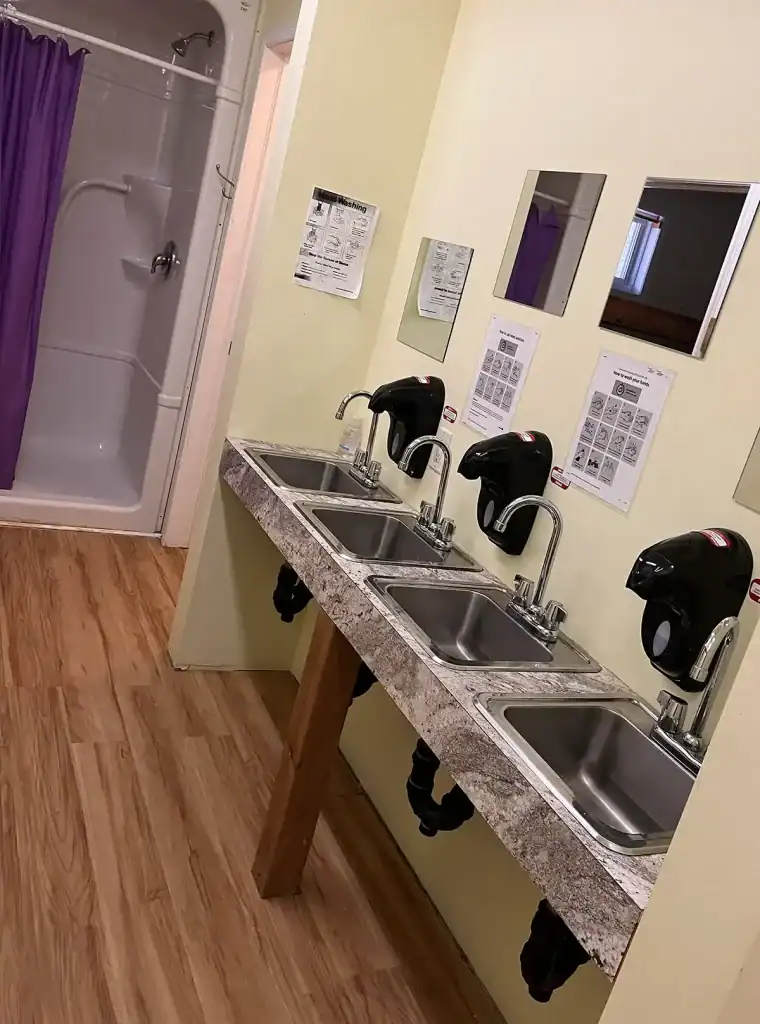 Bunkhouse Bathroom 760x1024 1