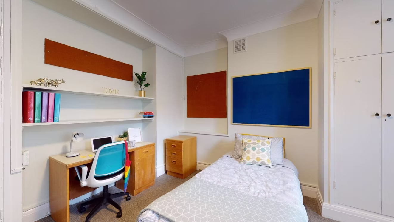 WCGallery SKOLA Accommodation 2