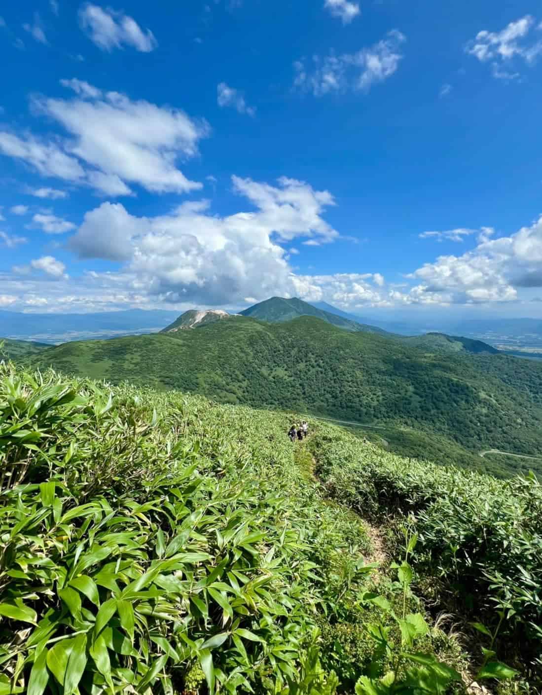 8 Iwanai Hiking Act Cesar Rodriguez Castrejon