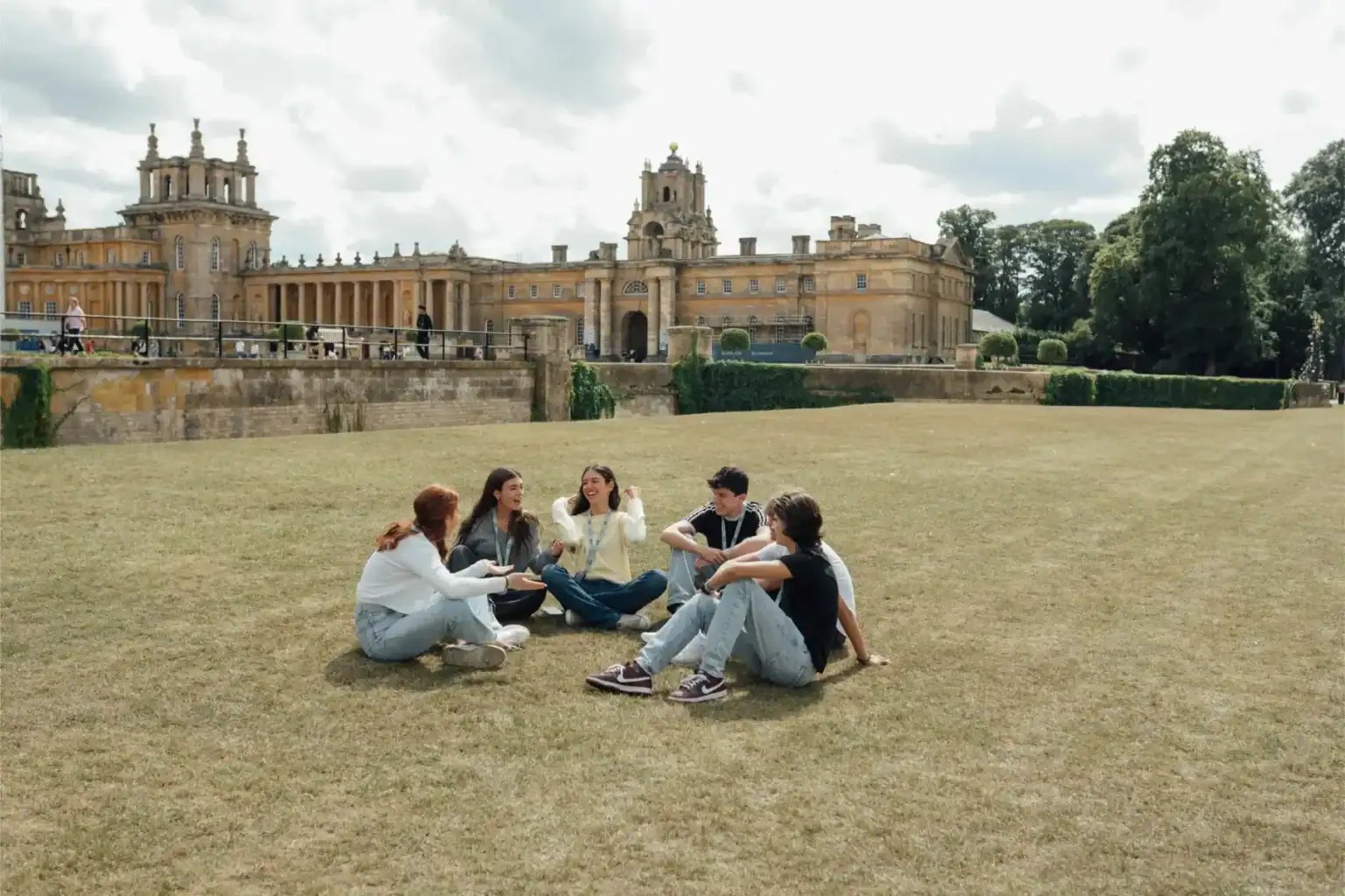 WCGallery Oxbridge Summer Scholar Activities 7 1536x1024