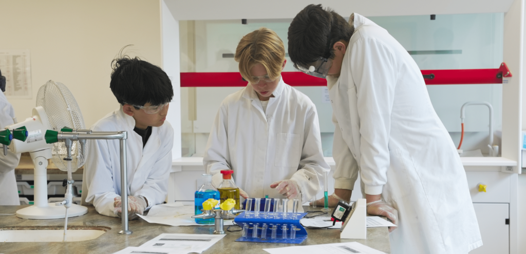 Physics 2 1 E1726759958419 1024x495 1